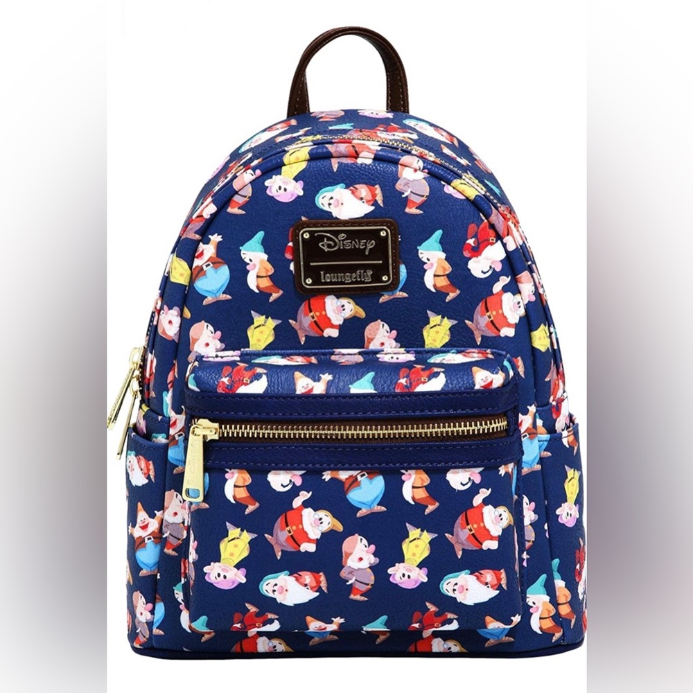 NWT Loungefly Disney Snow White and the Seven Dwarfs Allover Print Backpack